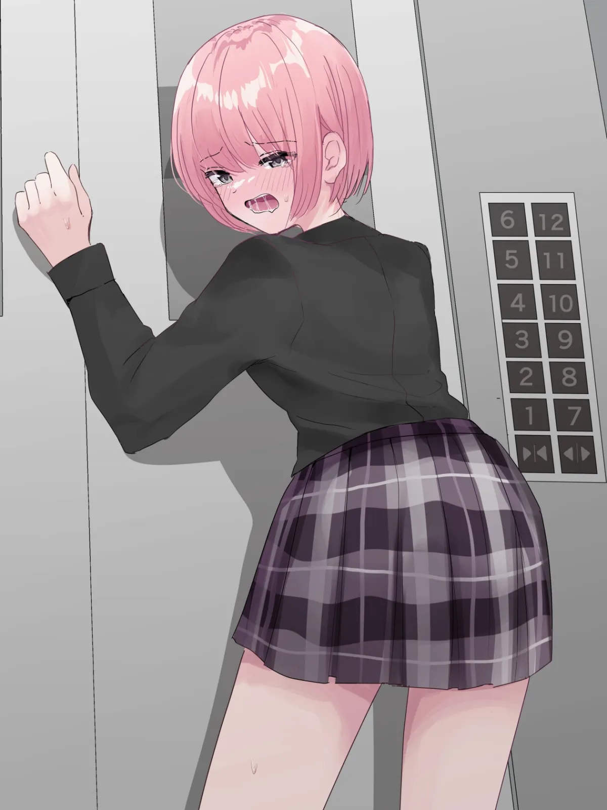 幼馴染のお姉ちゃんとエレベーターに閉じ込められて…